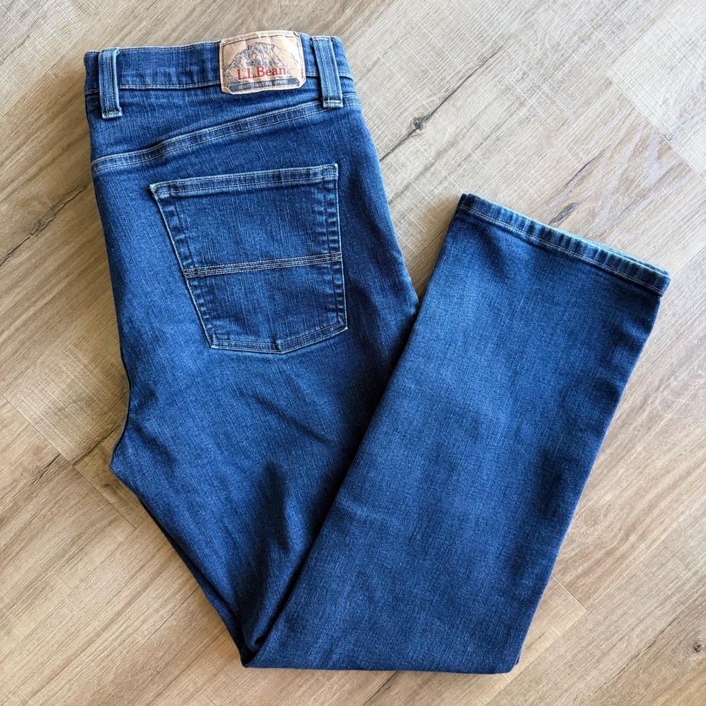 LL Bean Mens Standard Fit Jeans 38x30 Blue Stretch Denim Straight Leg 500568